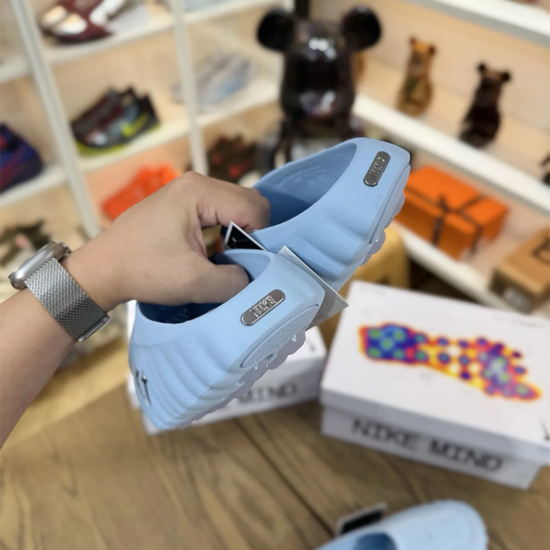 Sandalias Nike x NOCTA Mind 001 Iceman Edición Exclusiva azul claro - Imagen 8